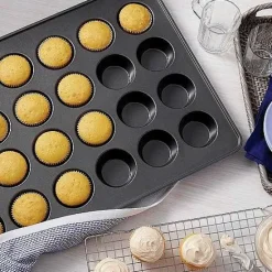 Clearance Food Network Mega Nonstick Muffin Pan Cookware & Bakeware