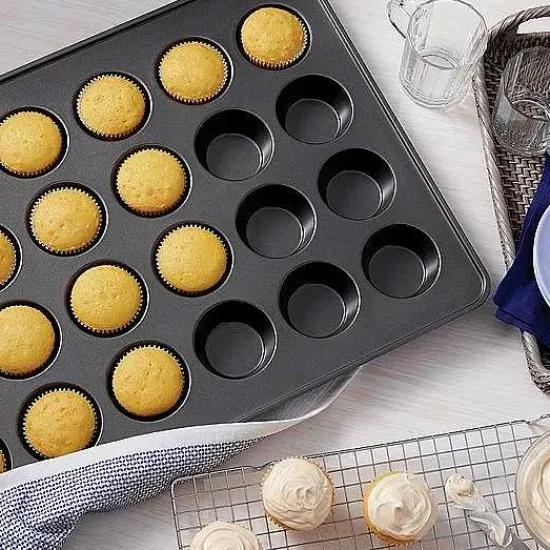 Clearance Food Network Mega Nonstick Muffin Pan Cookware & Bakeware